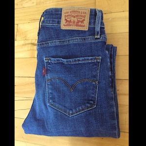 721 Levi’s high rise skinny jeans